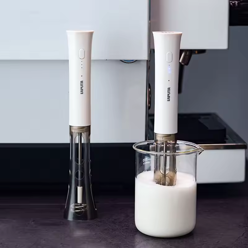 Elektryczny spieniacz do mleka – Electric Milk Frother Handheld recenzja i cena